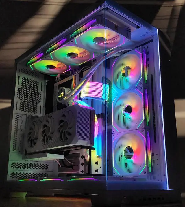 Alt view image 3 of 7 - Gaming PC i9-14900K 32GB RAM 4TB SSD RTX 5080 16GB Windows 11 Computer