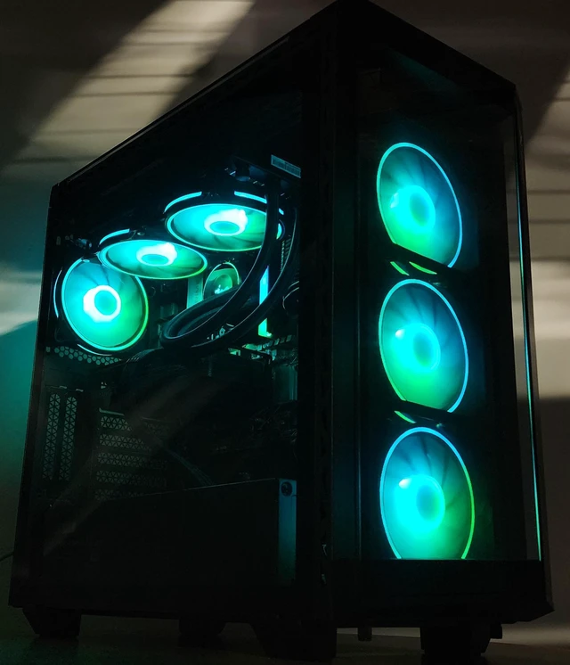 Refurbished: Gaming PC Ryzen 7 7700 16GB RAM 1TB SSD RTX 4060 Ti 8GB ...