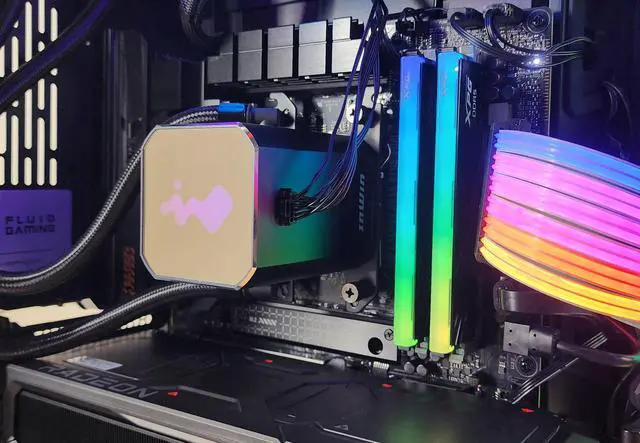Alt view image 2 of 7 - Gaming PC Ryzen 7 7700X 32GB RAM 2TB SSD RX 7900 XT 20GB Windows 11 Computer