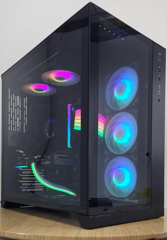 Main image of Gaming PC Ryzen 7 7700X 16GB RAM 1TB SSD RX 9060 8GB Windows 11 Computer