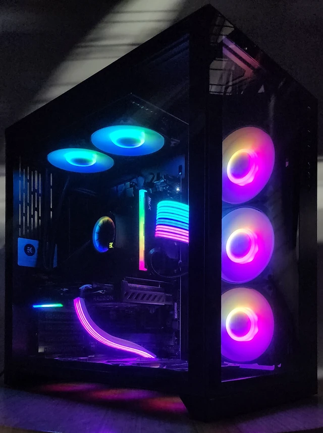 Alt view image 3 of 7 - Gaming PC Ryzen 7 7700X 16GB RAM 1TB SSD RX 9060 8GB Windows 11 Computer
