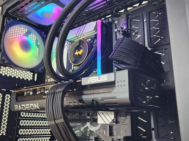 Alt view image 4 of 7 - Gaming PC i7-14700KF 16GB RAM 1TB SSD RX 9070 16GB 16GB Windows 11 Computer