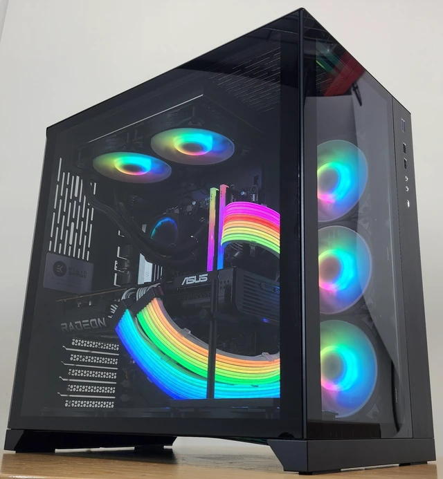 Main image of Gaming PC Ryzen 7 7700X 32GB RAM 1TB SSD RX 9070 XT 16GB Windows 11 Computer