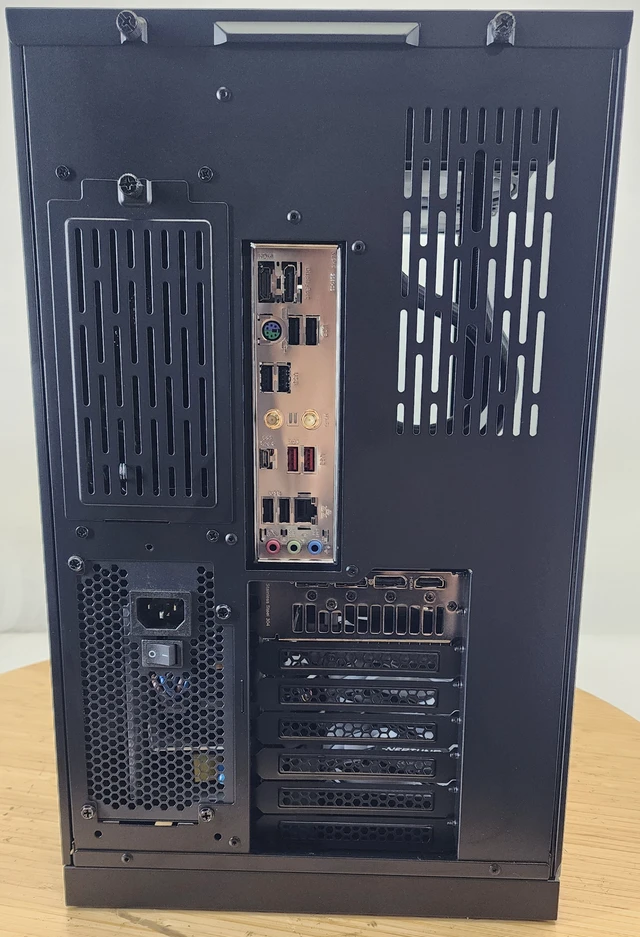 Alt view image 7 of 7 - Gaming PC Ryzen 7 7800X3D 32GB RAM 1TB SSD RX 7800 XT 16GB Win11 Computer