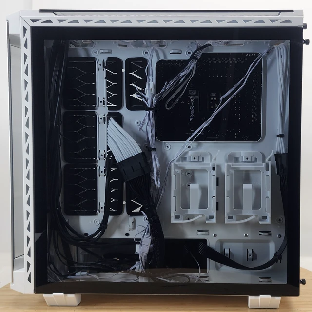 Alt view image 6 of 7 - Gaming PC i7-13700KF 16GB RAM 1TB SSD RX 9060 XT 16GB Windows 11 Computer