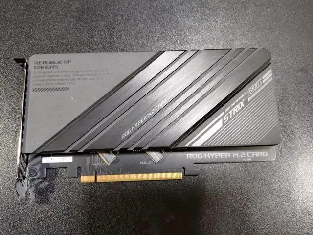 Alt view image 2 of 3 - ASUS ROG HYPER M.2 CARD PCIE NVME M.2 EXPANSION CARD