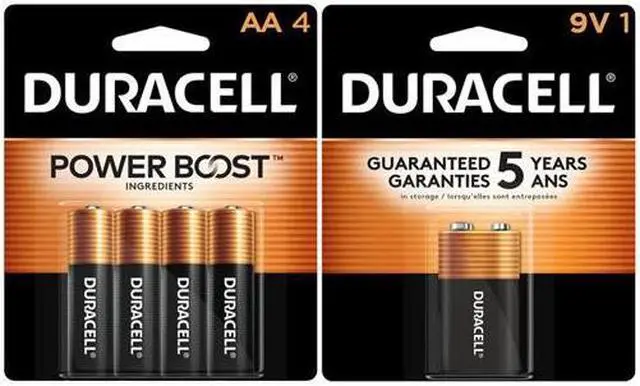 Main image of 4 AA + 1 9 Volt Duracell Alkaline Battery Combo (On Cards)