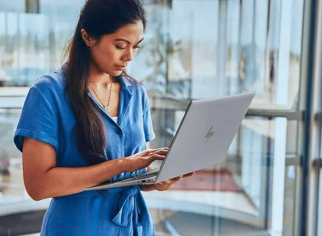Alt view image 7 of 7 - HP ZBook Firefly G11 Mobile Workstation Laptop (14" FHD+ Touchscreen, Intel 14-Core Ultra 5 125H, 32GB DDR5, 1 SSD), 2x Thunderbolt 4, Backlit, Fingerprint, 5MP IR Webcam, Win 11 Pro, 2025 AI PC