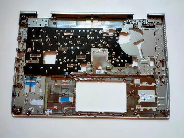 Alt view image 2 of 4 - replacement keyboard for HP PROBOOK 640 G4 C cover  bezel L09560-001