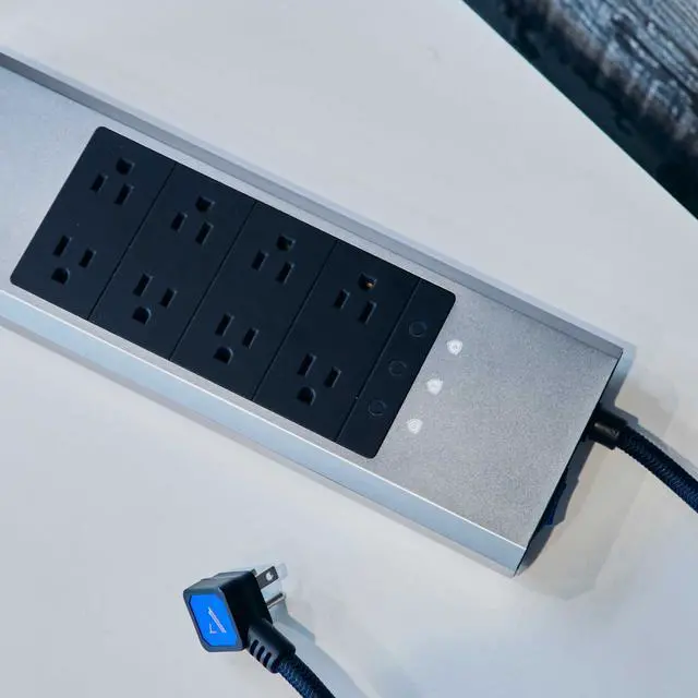 Alt view image 13 of 17 - Austere V Series Power 8-Outlet With Omniport USB \\ 3,000 Joules, PureFiltration, Flameless MOV, Overcurrent Protection, SmartFit Outlets, WovenArmor Cable & Component Guarantee