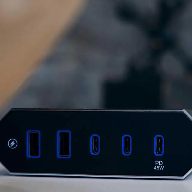 Alt view image 15 of 20 - Austere VII Series Power 8-Outlet With 45W USB-C PD port Omniport USB \\ 4,000 Joules, PureFiltration, Flameless MOV, Overcurrent Protection, SmartFit Outlets, WovenArmor Cable & Component Guarantee