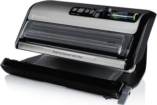 Main image of FoodSaver FM5200 Series 2-In-1 Vacuum Sealing System for Food Preservation with Open Roll Storage