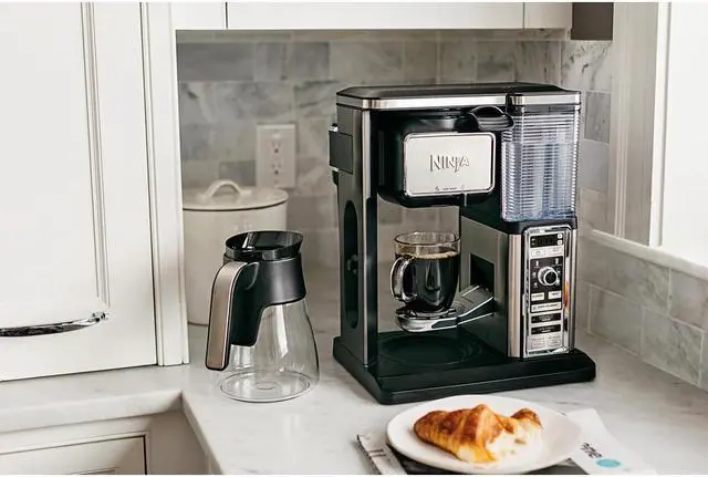Alt view image 19 of 20 - Ninja - Coffee Bar 10-Cup Coffeemaker - Black/Stainless