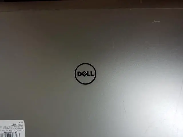 Alt view image 2 of 9 - DELL LATITUDE E7440 14.1" i5-4300U, 8GB RAM DDR3, 256GB SSD, WIN 10 Grade C