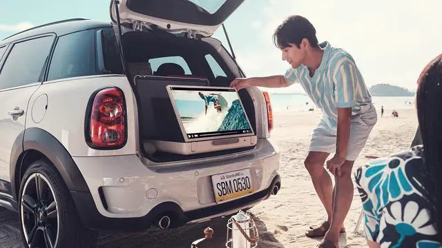 Alt view image 4 of 20 - LG 27" StanbyME Go FHD Portable Smart Touch Screen - 27LX5QKNA
