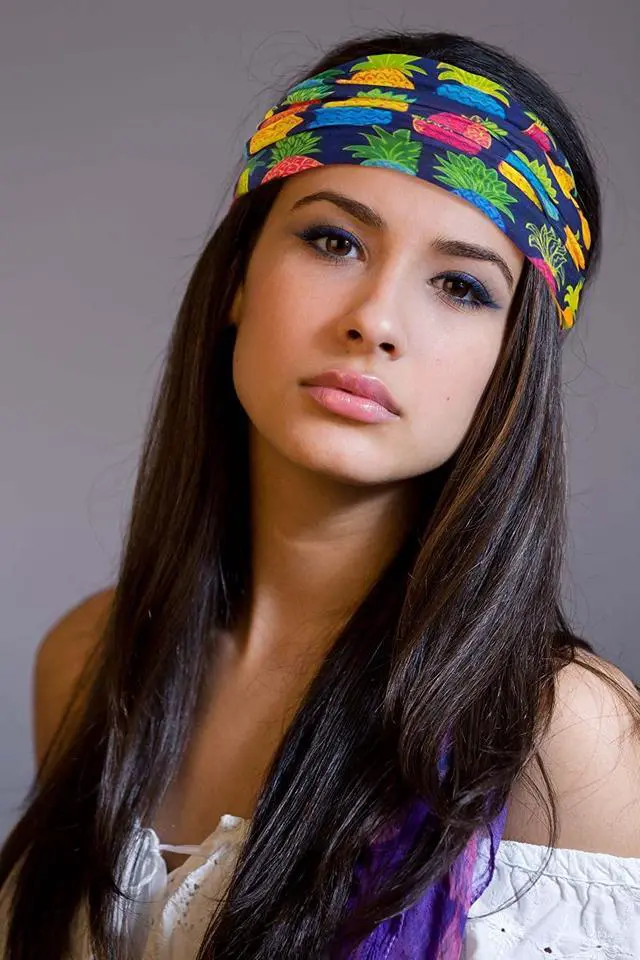 Alt view image 2 of 4 - Spoontiques Pineapples Hair and Face Wrap