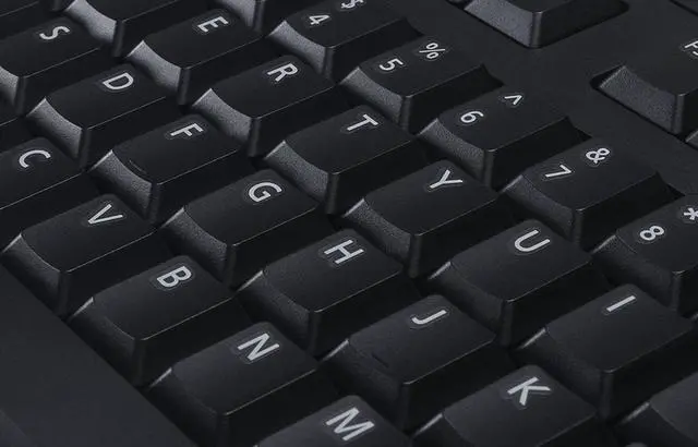Alt view image 4 of 7 - Dell Business Multimedia Keyboard - KB522
