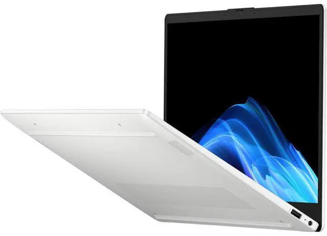 Alt view image 2 of 5 - HP 15FN0505NR 15.6 inch FHD Touchscreen OmniBook 3 - AMD Ryzen AI 5 340 - 16GB RAM / 512GB SSD