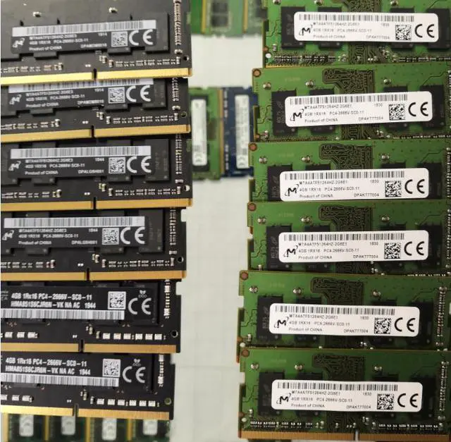 Alt view image 2 of 4 - Micron MTA4ATF51264HZ-2G6E1