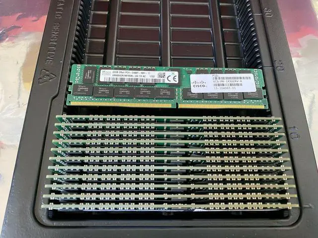 Alt view image 3 of 5 - Hynix HMA84GR7MFR4N-UH 32GB DDR4-2400 ECC REG DIMM Server Memory