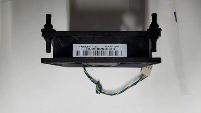 Alt view image 2 of 2 - PartsCollection® AVC DS09225R12H 92mm x 25mm Hydraulic Bearing 4 Pin PWM Fan