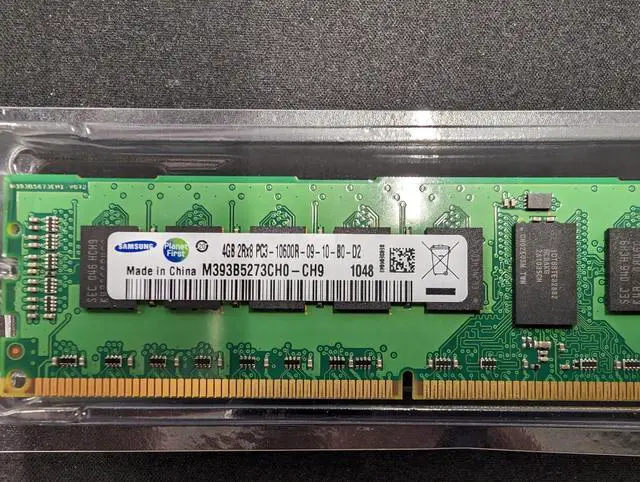 Main image of SAMSUNG 4G 240Pin DDR3 SDRAM 2Rx8 DDR3 1333 (PC3 10600) Desktop Ram Memory