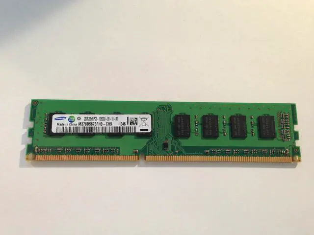 Main image of SAMSUNG DESKTOP MEMORY 2G 2Rx8 PC3-10600U (2G DDR3 1333)