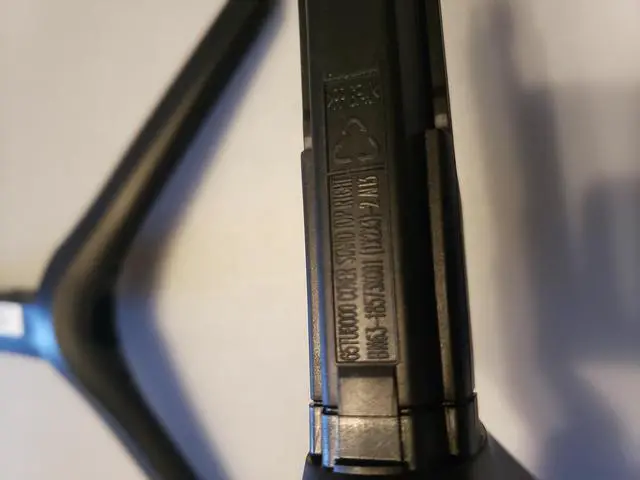 Alt view image 3 of 4 - Samsung UN65TU8000F UN65TU8200F HG65NT690UF Stand Legs