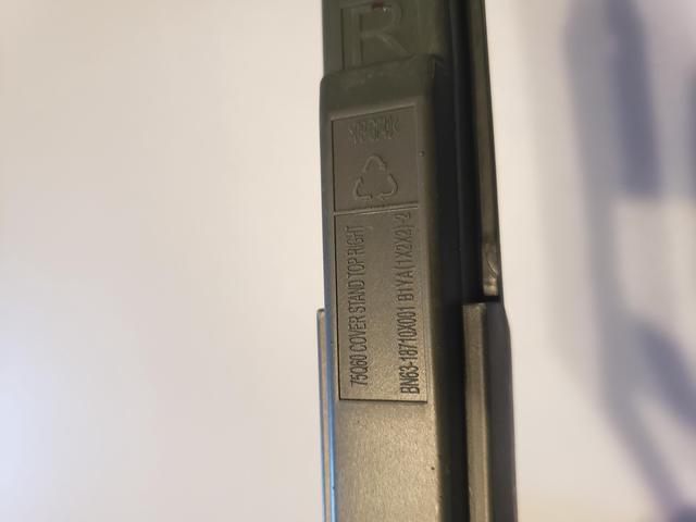 Alt view image 5 of 5 - Samsung QN75Q60TAF QN75Q60TBF QN75Q6DTAF Stand Legs
