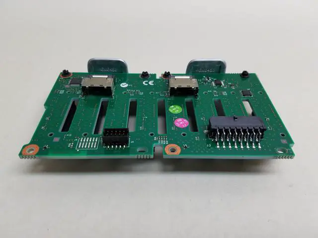 Alt view image 3 of 8 - IBM 69Y0650  Sas Hard Drives Backplane For System X3650 M3