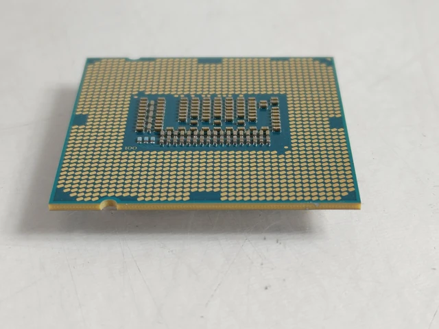 Alt view image 7 of 8 - INTEL Sr0Ph Xeon Quadcore E31220V2 3.1Ghz 5Gt S Dmi 8M L3 Cache Socket Lga1155 22Nm 69W Processor Only