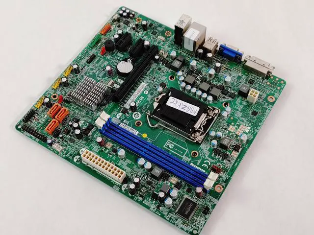 Alt view image 5 of 5 - Lenovo 03T8180 ThinkCentre Edge 72 LGA 1155/Socket H2 DDR3 SDRAM Motherboard