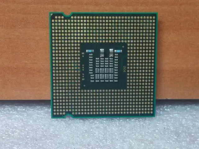 Alt view image 3 of 5 - INTEL Slgtk 1Gb (1X1Gb) 1333Mhz Pc310600 Cl9 1Rx8 Ecc Unbuffered Ddr3 Sdram Dimm Genuine500208-561