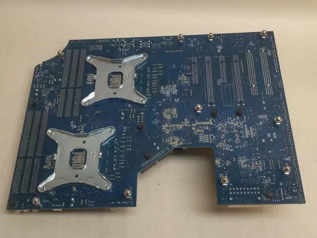 Alt view image 4 of 7 - Hp 460840-003 Workstation Z600