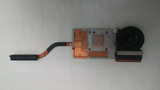 Alt view image 3 of 5 - Dell OEM Precision M6600 Heatsink Fan Assembly for ATI/AMD Fan Heatsink 12DGW