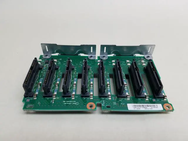 Main image of IBM 69Y0650  Sas Hard Drives Backplane For System X3650 M3