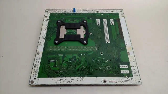 Alt view image 7 of 9 - Dell 88Dt1 System Board For Inspiron Lga1150 W O Cpu 3847 Tower