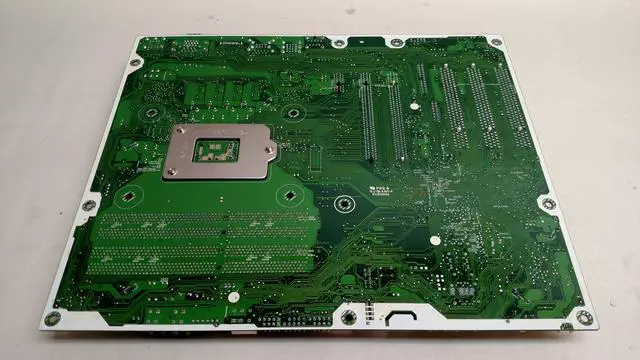 Alt view image 4 of 7 - Hp 611796-002 System Board For 8200 Cmt