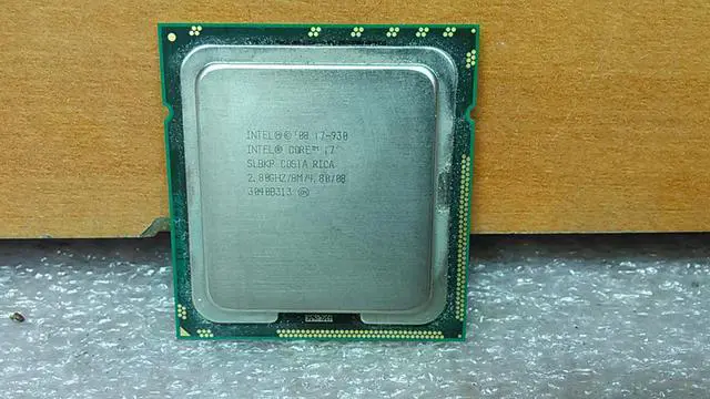 Main image of Intel SLBKP Core i7-930  LGA 1366/Socket B 2.8GHz Desktop CPU