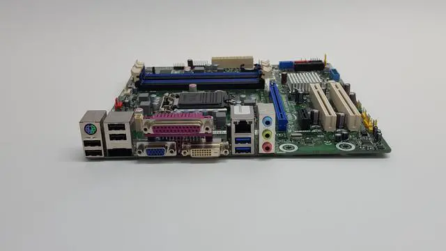 Alt view image 2 of 4 - Intel DB75EN LGA 1155 Intel B75 SATA 6Gb/s USB 3.0 Micro ATX Intel Motherboard