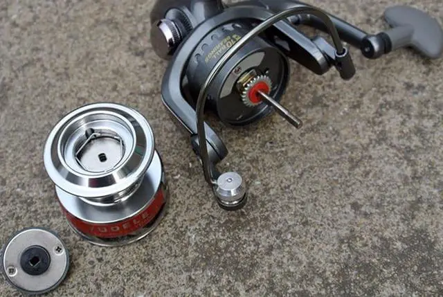 Alt view image 6 of 7 - 10BB 5.1:1 Ice Sea Fly Fishing Spinning Reel Wheel Raft Fishing Tackle Metal