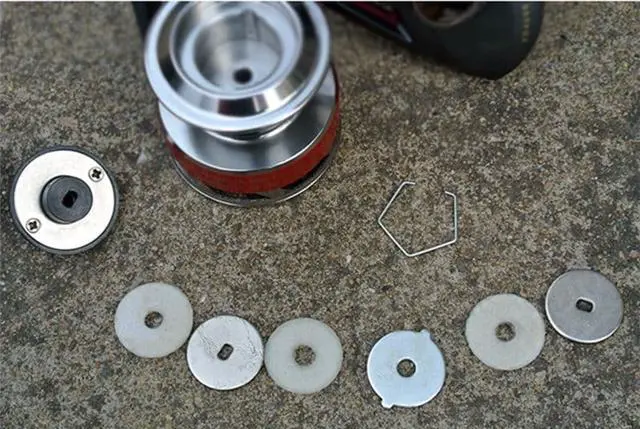 Alt view image 3 of 7 - 10BB 5.1:1 Ice Sea Fly Fishing Spinning Reel Wheel Raft Fishing Tackle Metal