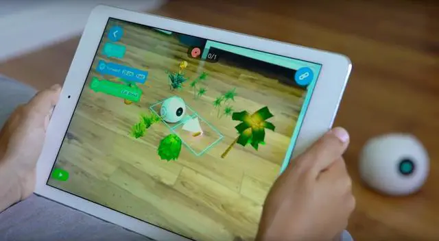Alt view image 5 of 5 - Augie - Coding Robot with Augmented Reality Gameplay