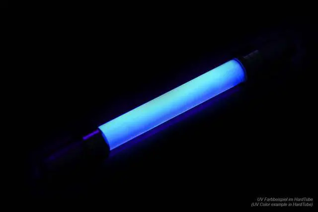 Alt view image 14 of 14 - Alphacool Eiswasser Crystal Clear UV-active premixed coolant 1000ml