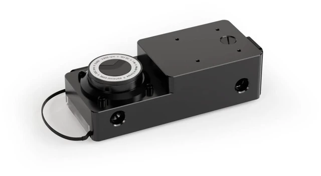Alt view image 9 of 11 - Alphacool Core DDCzero Flat Reservoir 140 with Pump (14568)