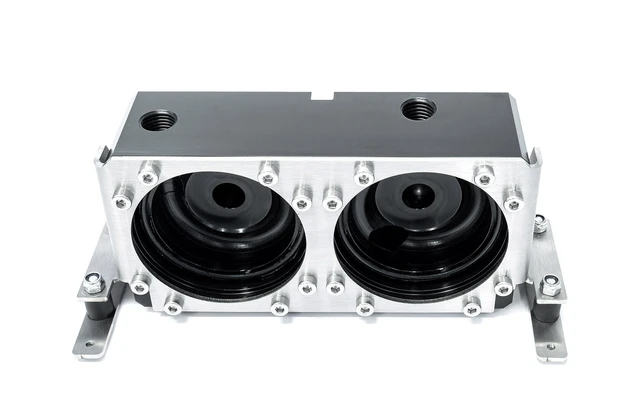 Alt view image 10 of 12 - Watercool D5-DUALTOP Industrial Line Pump Top (31031)
