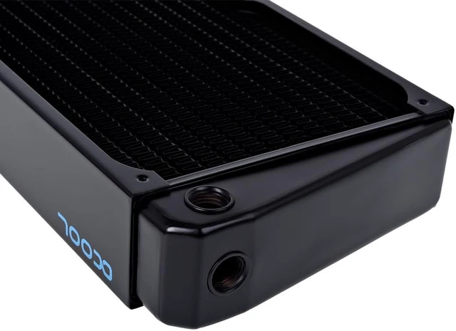 Alt view image 3 of 19 - Alphacool NexXxos XT45 Full Copper X-Flow Radiator 140, 140mm x 1, Single Fan, Black