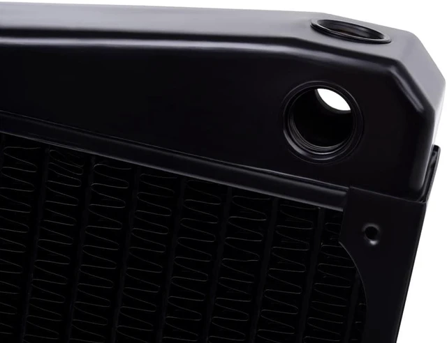 Alt view image 5 of 19 - Alphacool NexXxos XT45 Full Copper X-Flow Radiator 140, 140mm x 1, Single Fan, Black