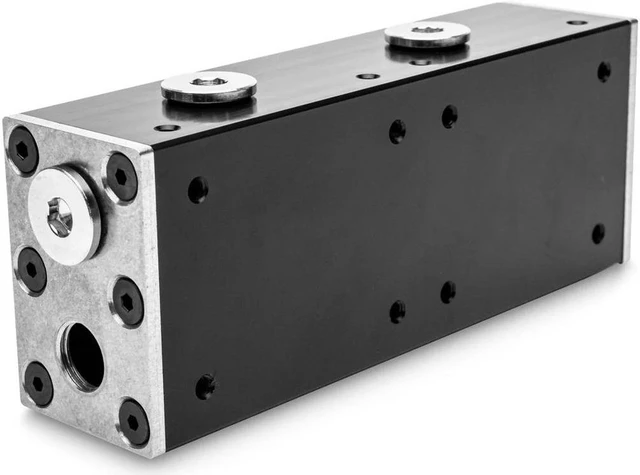 Alt view image 2 of 12 - EKWB EK-Pro Manifold 2CPU 2GPU, Acetal