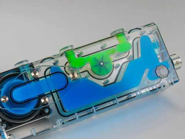 Alt view image 3 of 4 - Bitspower XYZ Reservoir (P5D)